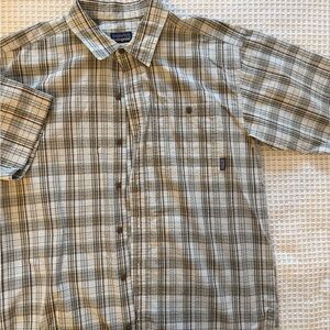 Patagonia Men's SEERSUCKER Plaid Shirt - Army Green Multi, Size M Button Up